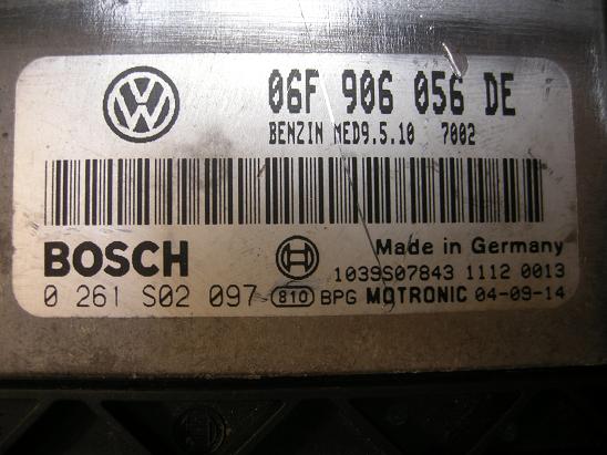 Блок управления двигателем (ECU)AUDI, VW 06F906056DE