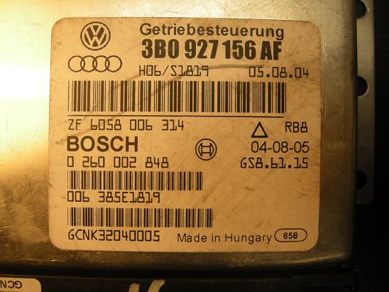 Блок управления двигателем (ECU) AUDI, VW 3B0927156AF