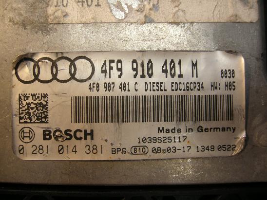 Блок управления двигателем (ECU) AUDI, VW 4F9910401M