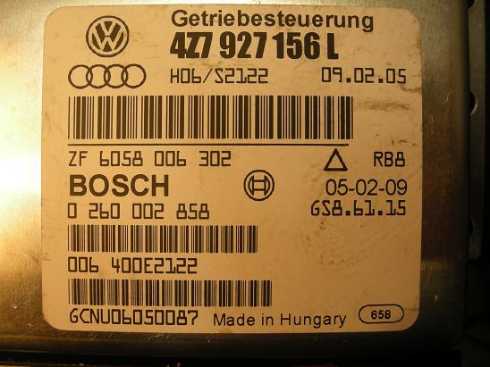 Блок управления двигателем (ECU) AUDI, VW 4Z7927156L