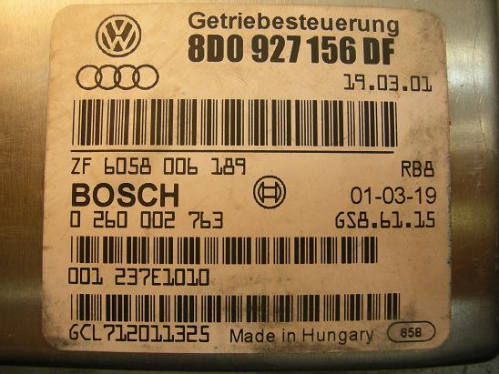 Блок управления двигателем (ECU) AUDI, VW 8D0927156DF