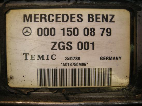 Блок управления двигателем Mercedes 0001500879