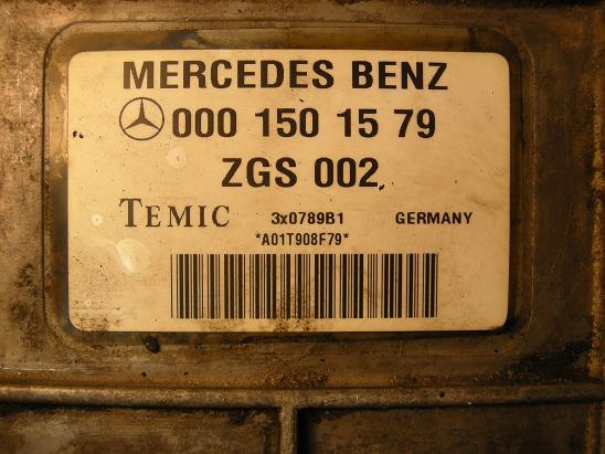 Блок управления двигателем (ECU) Mercedes 0001501579