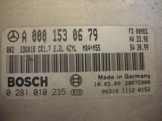 Блок управления двигателем Mercedes 0001530679