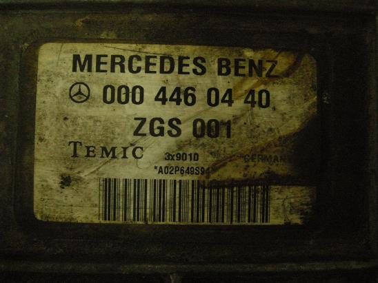 Блок управления двигателем (ECU)Mercedes 0004460440