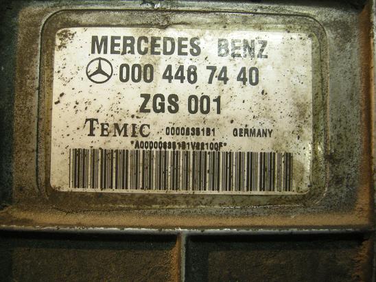 Блок управления двигателем Mercedes 0004467440