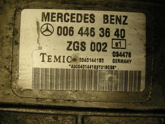Блок управления двигателем (ECU) Mercedes 0064463640