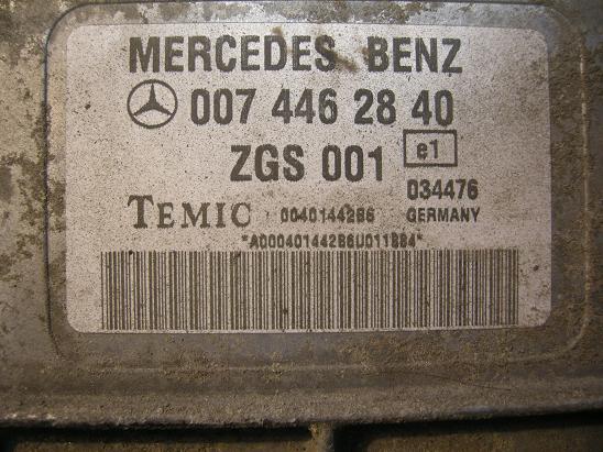 Блок управления двигателем (ECU) Mercedes 0074462840