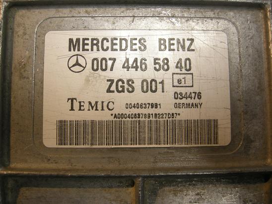 Блок управления двигателем (ECU)Mercedes 0074465840