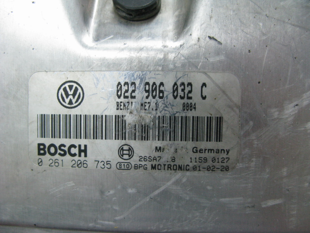 Блок управления двигателем AUDI, VW 022906032C