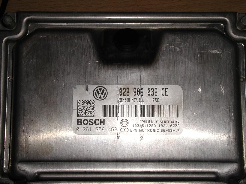 Блок управления двигателем AUDI, VW 022906032CE