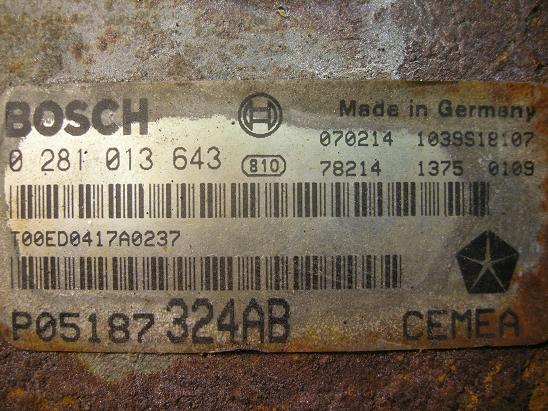 Блок управления двигателем (ECU) Mercedes 0281013643