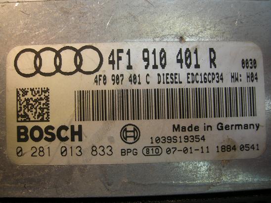 Блок управления двигателем (ECU) AUDI, VW 0281013833