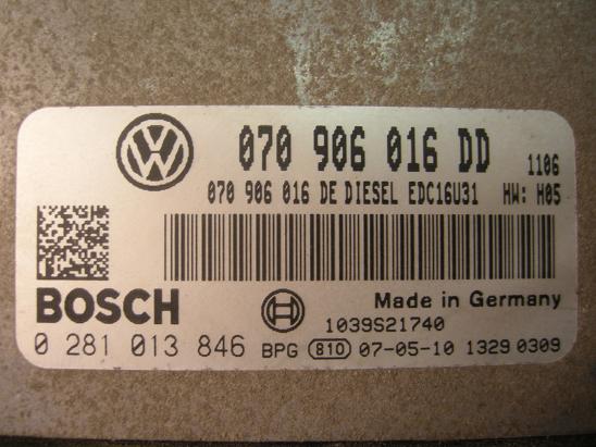 Блок управления двигателем (ECU) AUDI, VW 0281013846