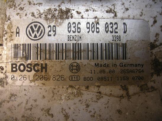 Блок управления двигателем (ECU)AUDI, VW 036906032D