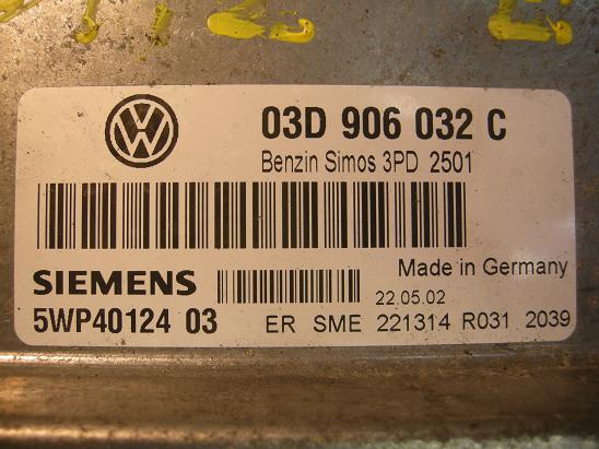 Блок управления двигателем AUDI, VW 03D 906 032 C