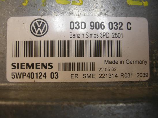 Блок управления двигателем (ECU) AUDI, VW 03D906032C