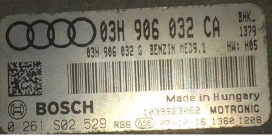 Блок управления двигателем (ECU) AUDI, VW 03H906032CA