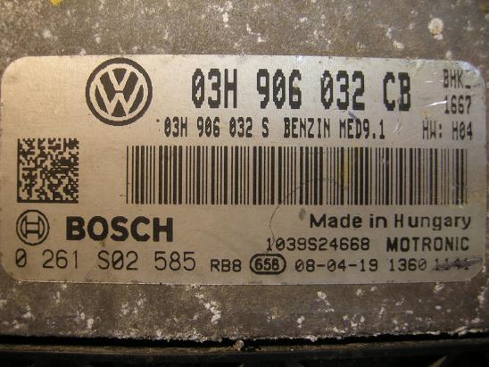 Блок управления двигателем (ECU) AUDI, VW 03H906032CB