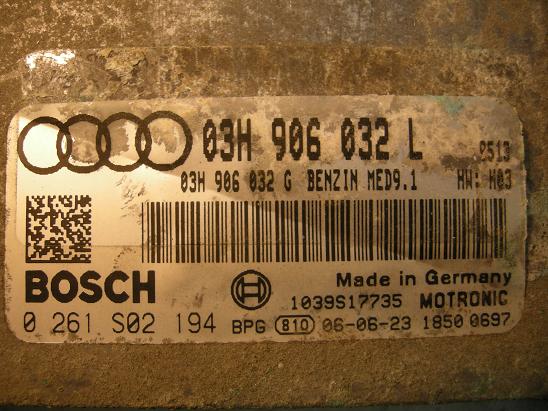 Блок управления двигателем (ECU)AUDI, VW 03H906032L