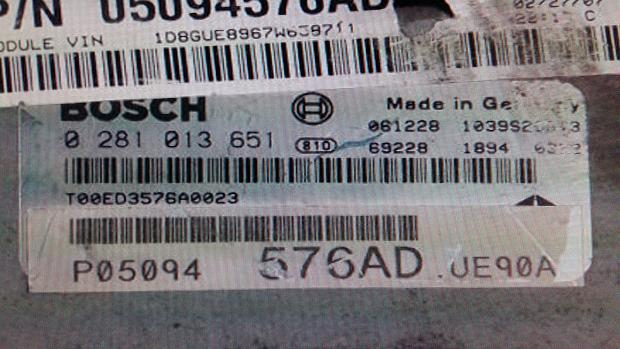 Блок управления двигателем (ECU) Mercedes 05094576AD