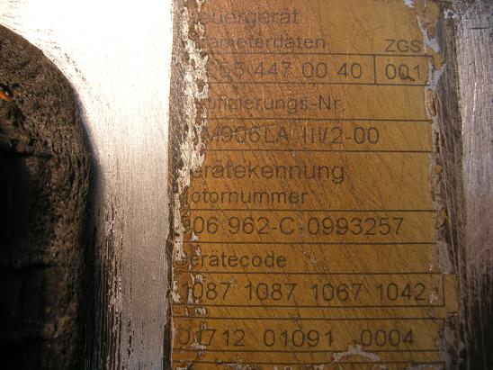 Блок управления двигателем (ECU) Mercedes 0554470040