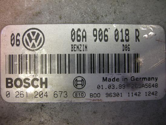 Блок управления двигателем AUDI, VW 06A906018R