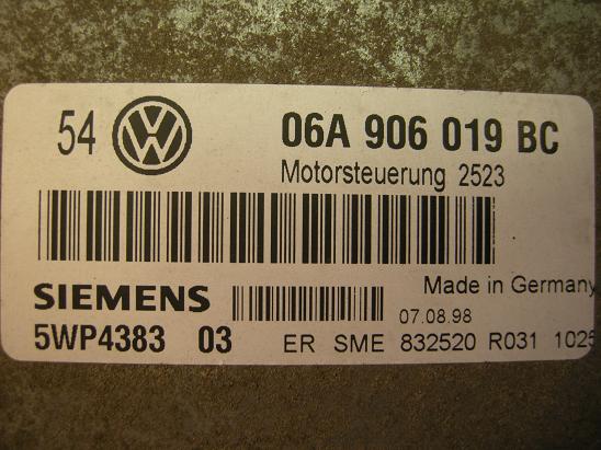 Блок управления двигателем AUDI, VW 06A906019BC