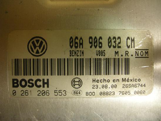Блок управления двигателем AUDI, VW 06A906032CM