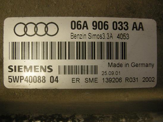 Блок управления двигателем (ECU) AUDI, VW 06A906033AA