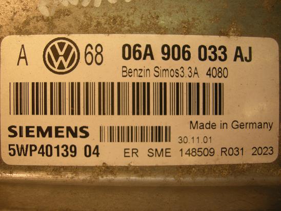 Блок управления двигателем AUDI, VW 06A906033AJ