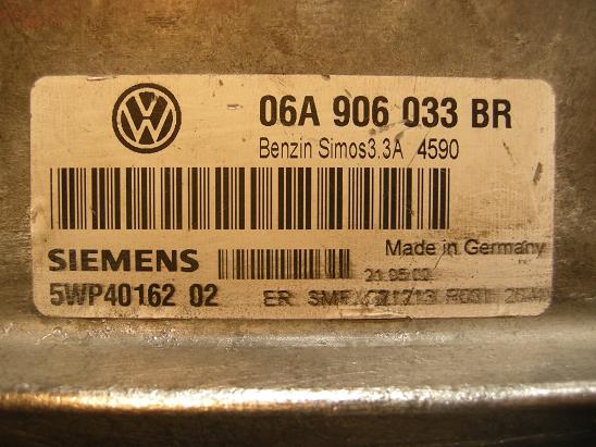 Блок управления двигателем (ECU) AUDI, VW 06A906033BR