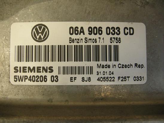 Блок управления двигателем (ECU) AUDI, VW 06A906033CD