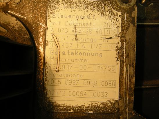 Блок управления двигателем Mercedes 0704463840