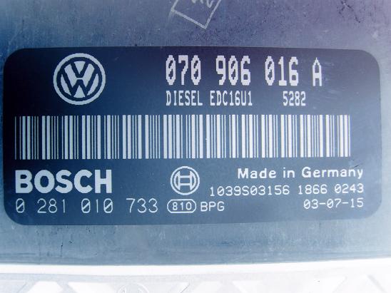 Блок управления двигателем AUDI, VW 070906016A