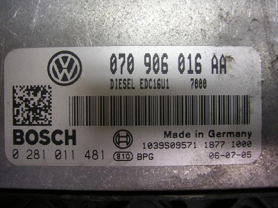 Блок управления двигателем AUDI, VW 070906016AA