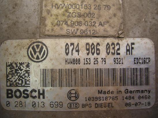 Блок управления двигателем AUDI, VW 074906032AF