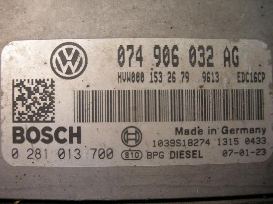 Блок управления двигателем AUDI, VW 074906032AG
