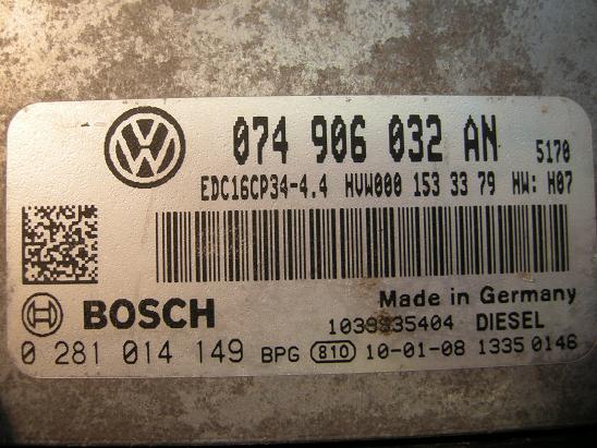 Блок управления двигателем AUDI, VW 074906032AN
