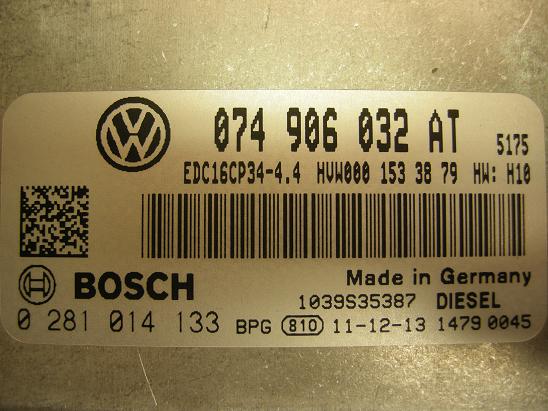 Блок управления двигателем AUDI, VW 074906032AT