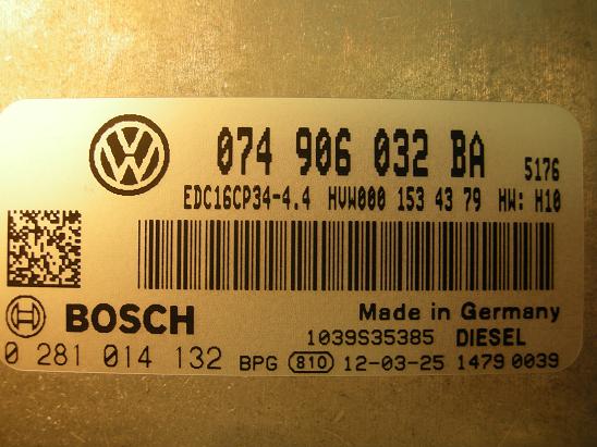 Блок управления двигателем AUDI, VW 074906032BA