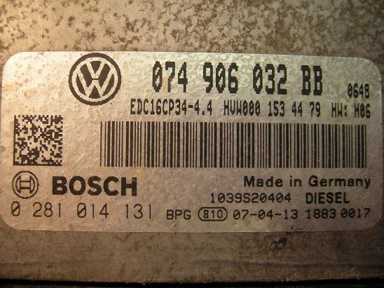 Блок управления двигателем AUDI, VW 074906032BB