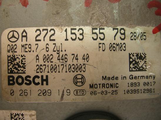 Блок управления двигателем Mercedes 2721535579