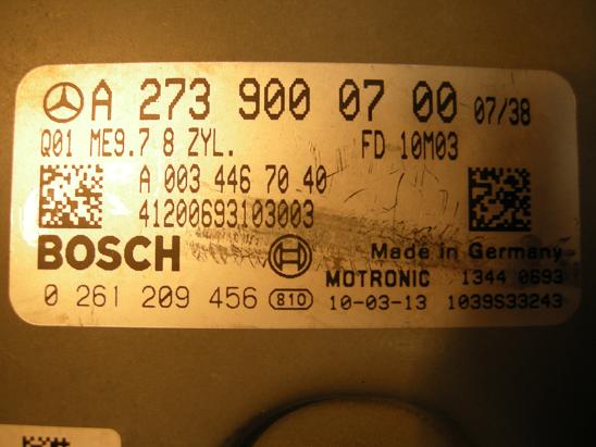 Блок управления двигателем (ECU)Mercedes 2739000700