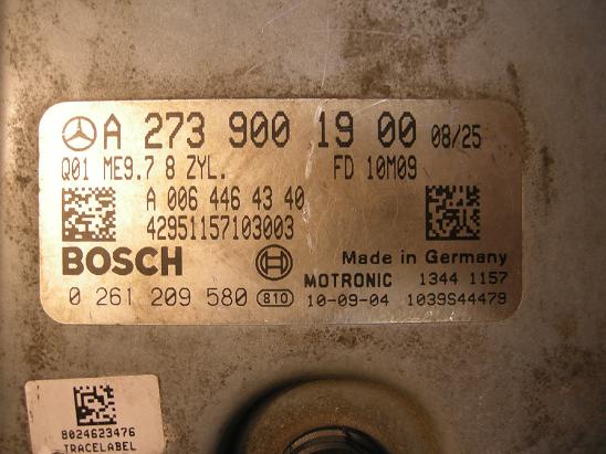 Блок управления двигателем (ECU) Mercedes 2739001900