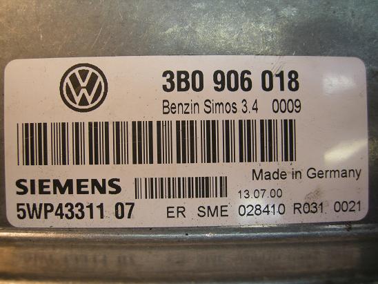 Блок управления двигателем AUDI, VW 3B0906018