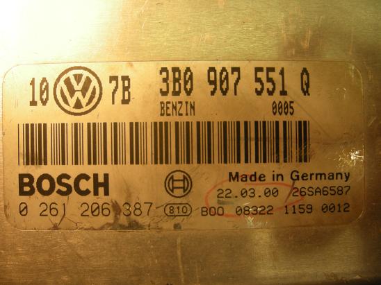 Блок управления двигателем AUDI, VW 3B0907551Q