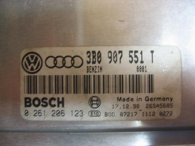 Блок управления двигателем AUDI, VW 3B0907551T