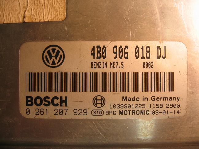 Блок управления двигателем AUDI, VW 4B0906018DJ