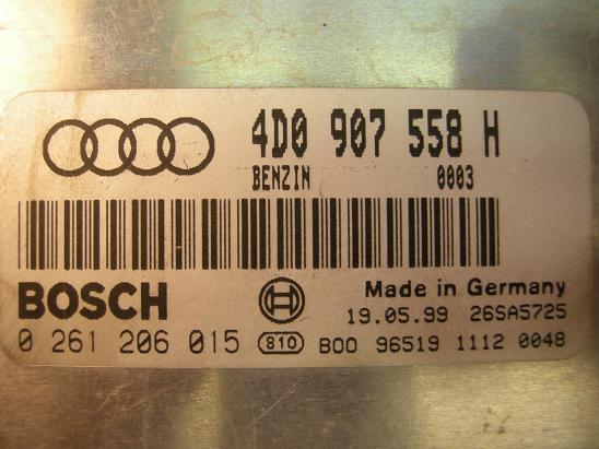 Блок управления двигателем AUDI, VW 4D0907558H